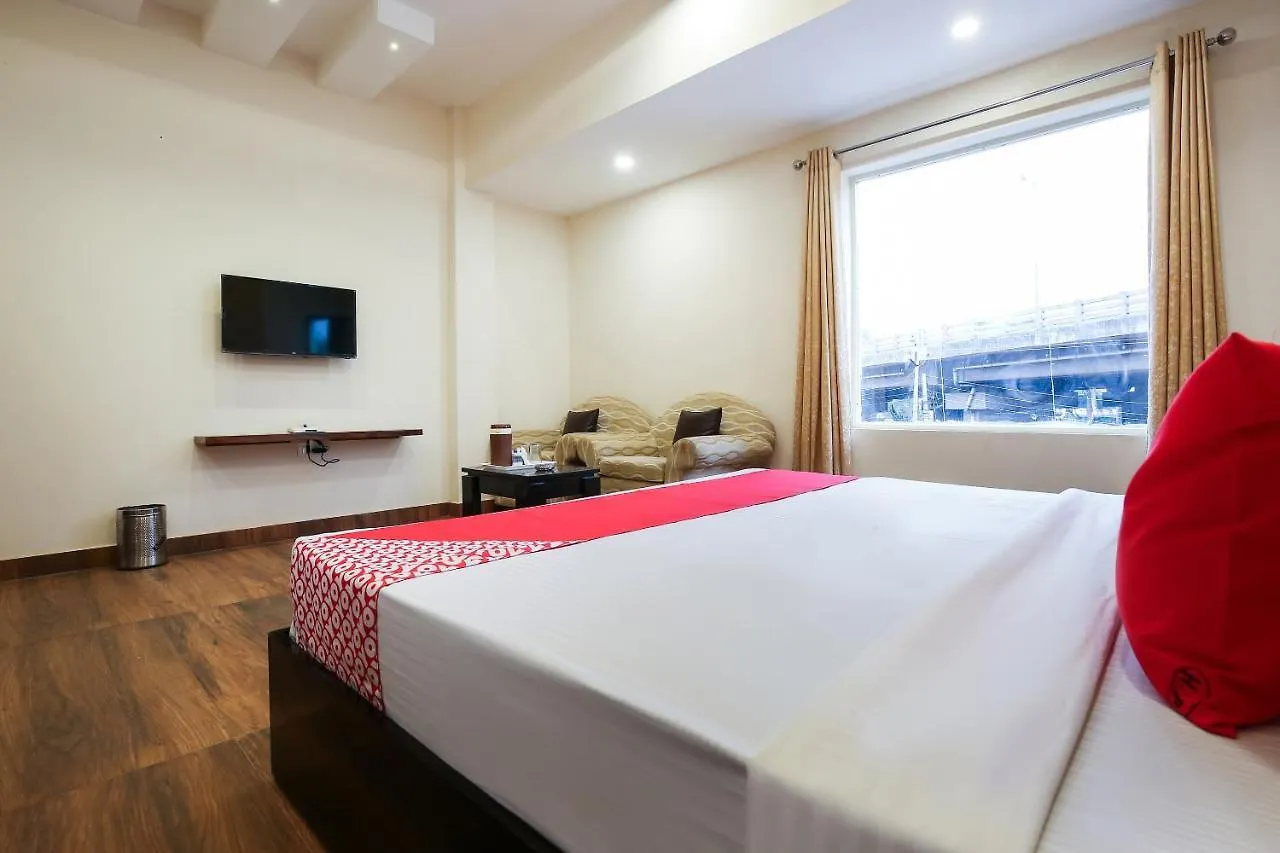 ***  Oyo 47169 Hotel Prime Zirakpur India