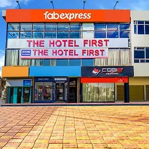 Fabhotel The First Zirakpur