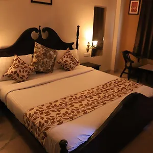 *** Hotel Ksr Moti Mahal 