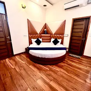 Woodcrest - Best Family By - A Unit Of Sidham Group Zirakpur